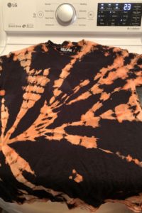 Bleach Tie Dye (a.k.a. Reverse Tie Dye) - Chaotically Yours