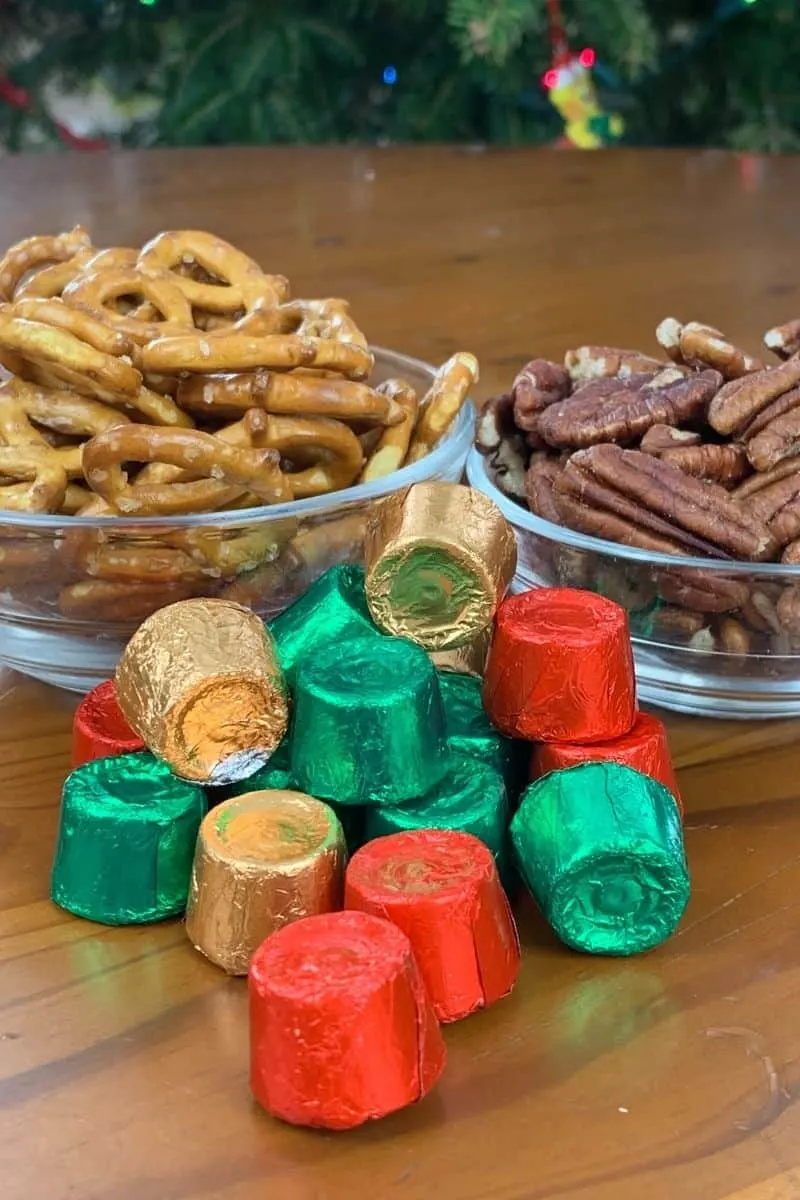 supplies for pretzel turtle treats