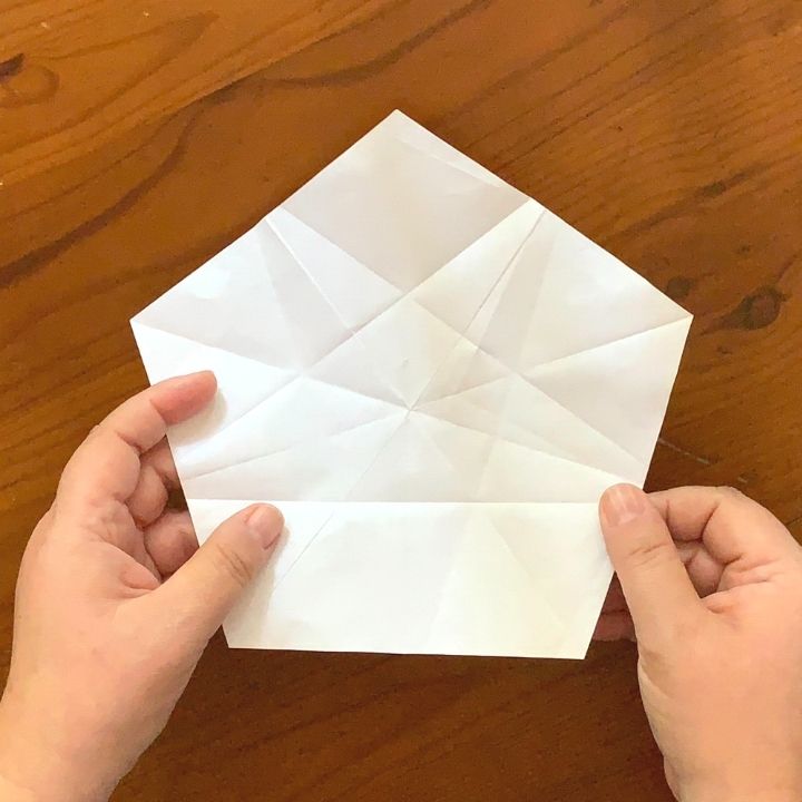 A perfect hexagon for an origami star