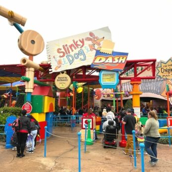 How To Get A Slinky Dog Dash Lightning Lane - Chaotically Yours