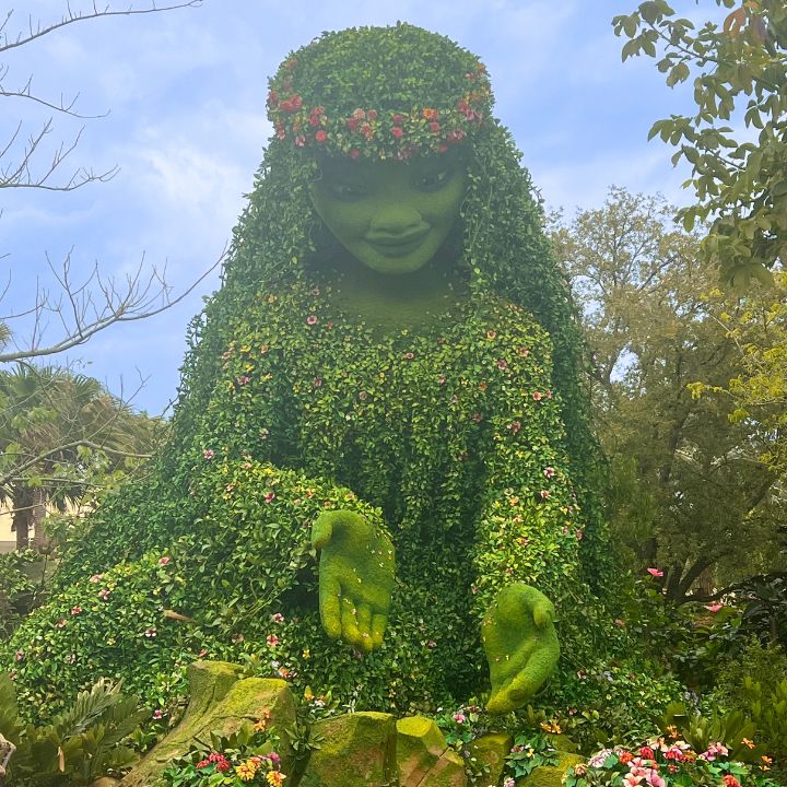Tafiti topiary in Moana: The Journey of Water at Epcot in Walt Disney World