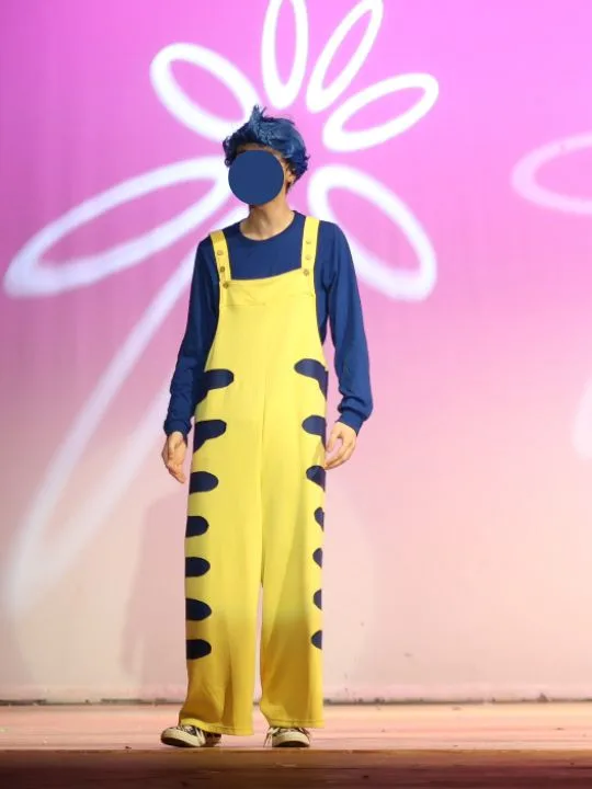 Student dressed as Flounder from The Little Mermaid